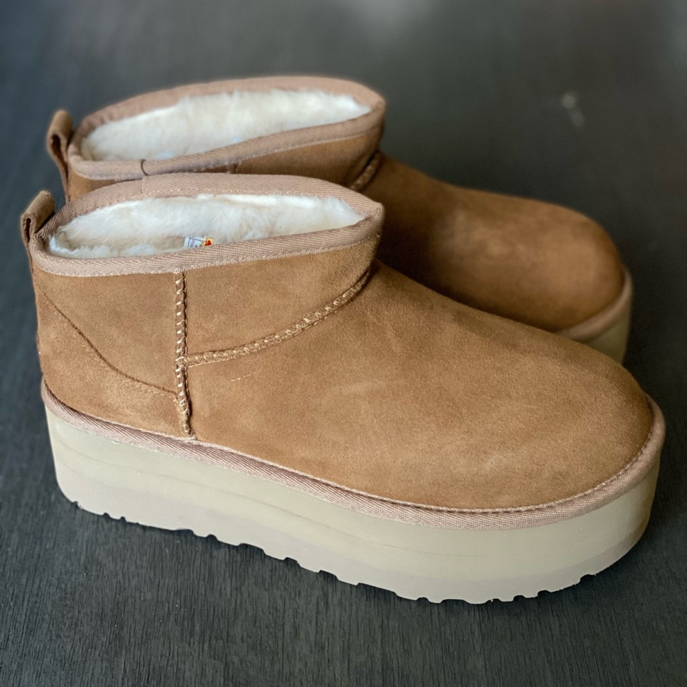 Brand New UGG Classic Ultra Mini Platform in Chestnut